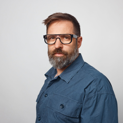 The traditional advertising agency model is dying, how can creatives thrive in the AI era? The traditional advertising agency model is dying, how can creatives thrive in the AI era?