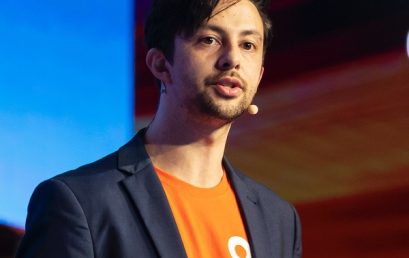 Navigating AI’s role to shape the future of customer service and experience orchestration